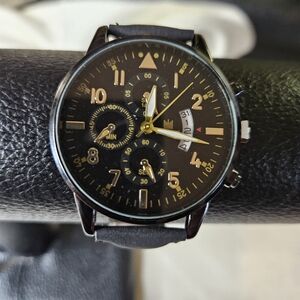 Black & Gold Shaarms Watch